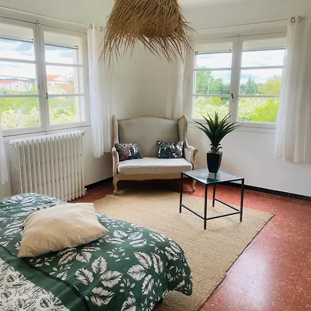 アパート Dans Maison Avec Piscine Et Jardin 4 Ou 6 Personnes *